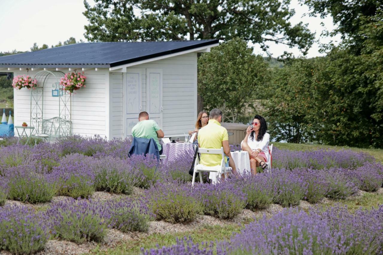 Lavender Village Kiemeliai Kültér fotó